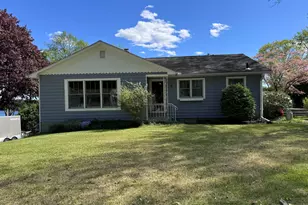 13 Trading Cove Dr, Norwich, CT 06360 - Photo 1