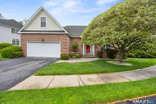 13 Stonegate Cir, Cheshire, CT 06410 - Photo 1