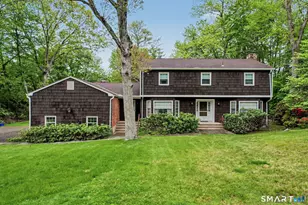 45 Carriage Dr S, Stamford, CT 06902 - Photo 1