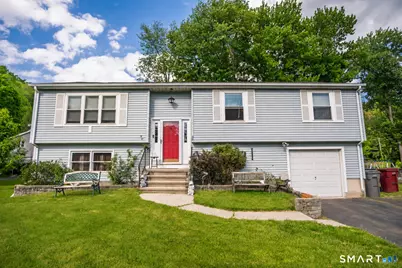 39 Harlow Court, Naugatuck, CT 06770 - Photo 1