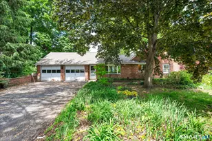 65 Highland Ave, Middletown, CT 06457 - Photo 1