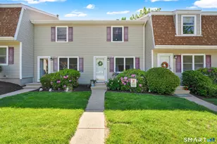 221 Brentwood Dr, Wallingford, CT 06492 - Photo 1