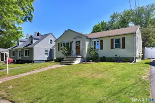 281 Kelsey Ave, West Haven, CT 06516 - Photo 1