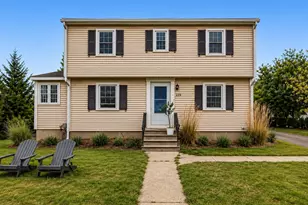 243 Eastlawn St, Fairfield, CT 06824 - Photo 1