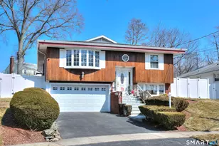 34 Richard Cir, Stratford, CT 06614 - Photo 1