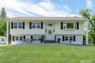 335 Redwood Ln, Cheshire, CT 06410 - Photo 1
