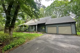 110 Wedgewood Dr, Easton, CT 06612 - Photo 1