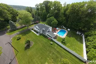 13 Pleasant Rise Cir, Brookfield, CT 06804 - Photo 1