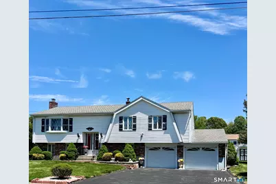 15 Bridle Path Lane, West Haven, CT 06516 - Photo 2
