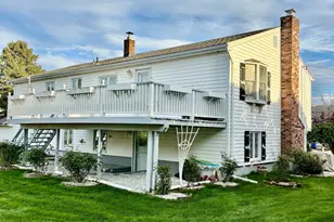 15 Bridle Path Ln, West Haven, CT 06516 - Photo 24