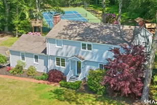 76 Greenbrier Rd, Trumbull, CT 06611 - Photo 1