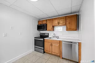 156 Garfield Ave, New London, CT 06320 - Photo 1