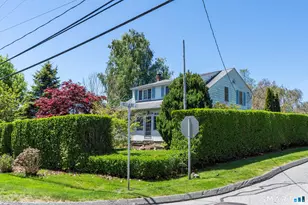 11 Sunrise Ave, East Lyme, CT 06357 - Photo 1