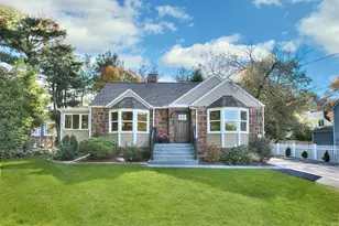 24 Mills St, Westport, CT 06880 - Photo 1