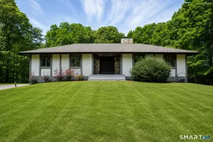 17 Wright Dr, Avon, CT 06001 - Photo 1