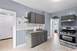 1105 N Main St, Waterbury, CT 06704 - Photo 1