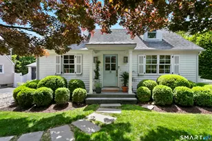 10 Horace Ct, Fairfield, CT 06824 - Photo 1