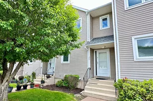 20 Oak Ridge Dr, Windsor Locks, CT 06096 - Photo 1