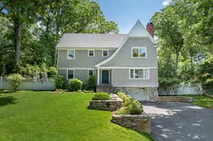 22 Ledge Rd, Norwalk, CT 06853 - Photo 1
