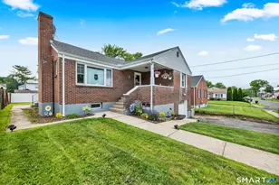 75 Hollywood Ave, West Hartford, CT 06110 - Photo 1