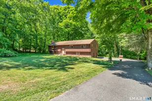 122 Fresh Meadow Dr, Trumbull, CT 06611 - Photo 1