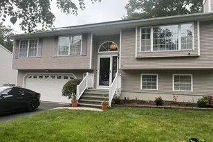 81 Perry Merrill Dr, West Haven, CT 06516 - Photo 1
