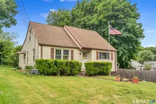 19 Lakeview St, Meriden, CT 06451 - Photo 1