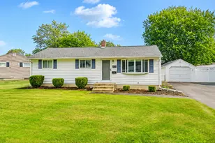 72 Roosevelt Blvd, Enfield, CT 06082 - Photo 1