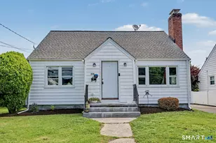 210 Stratfield Pl, Bridgeport, CT 06606 - Photo 1