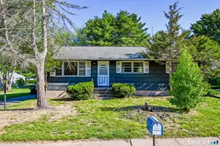 126 Beacon Hill Rd, East Hartford, CT 06108 - Photo 1