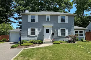 798 Cooke St, Waterbury, CT 06710 - Photo 1