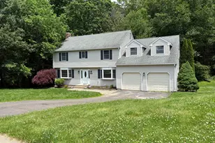 224 Lincoln Dr, Glastonbury, CT 06033 - Photo 1