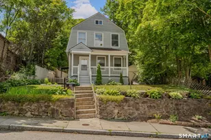 15 Elizabeth St, Norwich, CT 06360 - Photo 1