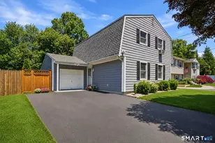 6 3 Seasons Ln, Norwalk, CT 06851 - Photo 1