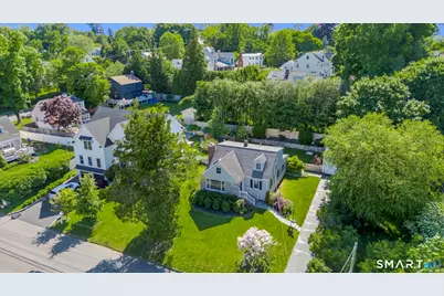 70 Flax Road, Fairfield, CT 06824 - Photo 1