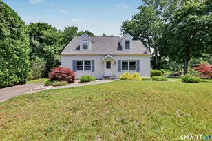8 Apple Blossom Ln, Danbury, CT 06811 - Photo 1