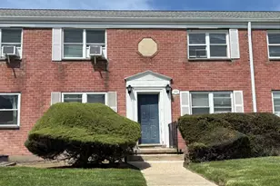 182 Seaton Rd, Stamford, CT 06902 - Photo 1