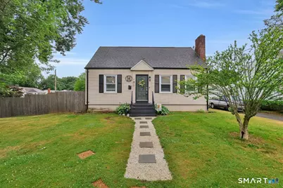 4 Robin Road, Manchester, CT 06042 - Photo 1
