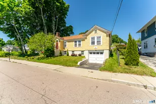 36 Briggs St, New London, CT 06320 - Photo 1