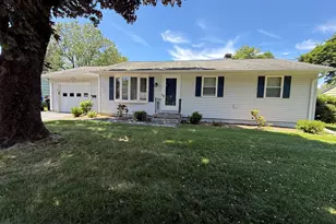 106 Edgewood Dr, Torrington, CT 06790 - Photo 1