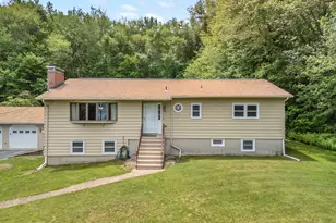 688 Raymond Hill Rd, Montville, CT 06382 - Photo 1