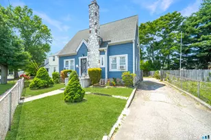 199 Woodend Rd, Stratford, CT 06615 - Photo 1