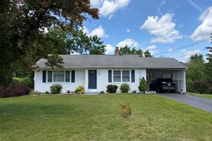 3 Mohican Ln, Wallingford, CT 06492 - Photo 1
