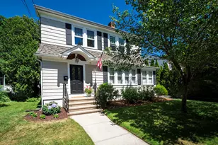 23 Thompson St, Hamden, CT 06518 - Photo 1