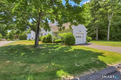 25 Locust Lane #25, Farmington, CT 06032 - Photo 1