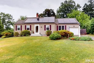 8 Bridge Ln, Enfield, CT 06082 - Photo 1
