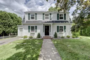 432 Ridge Rd, Wethersfield, CT 06109 - Photo 1
