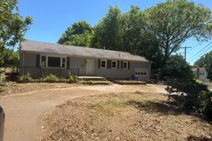 17 Sheas Ln, Norwich, CT 06380 - Photo 1