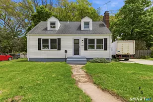 65 Broad St, Manchester, CT 06042 - Photo 1