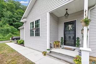 7 Oakview Ln, Bethel, CT 06801 - Photo 1